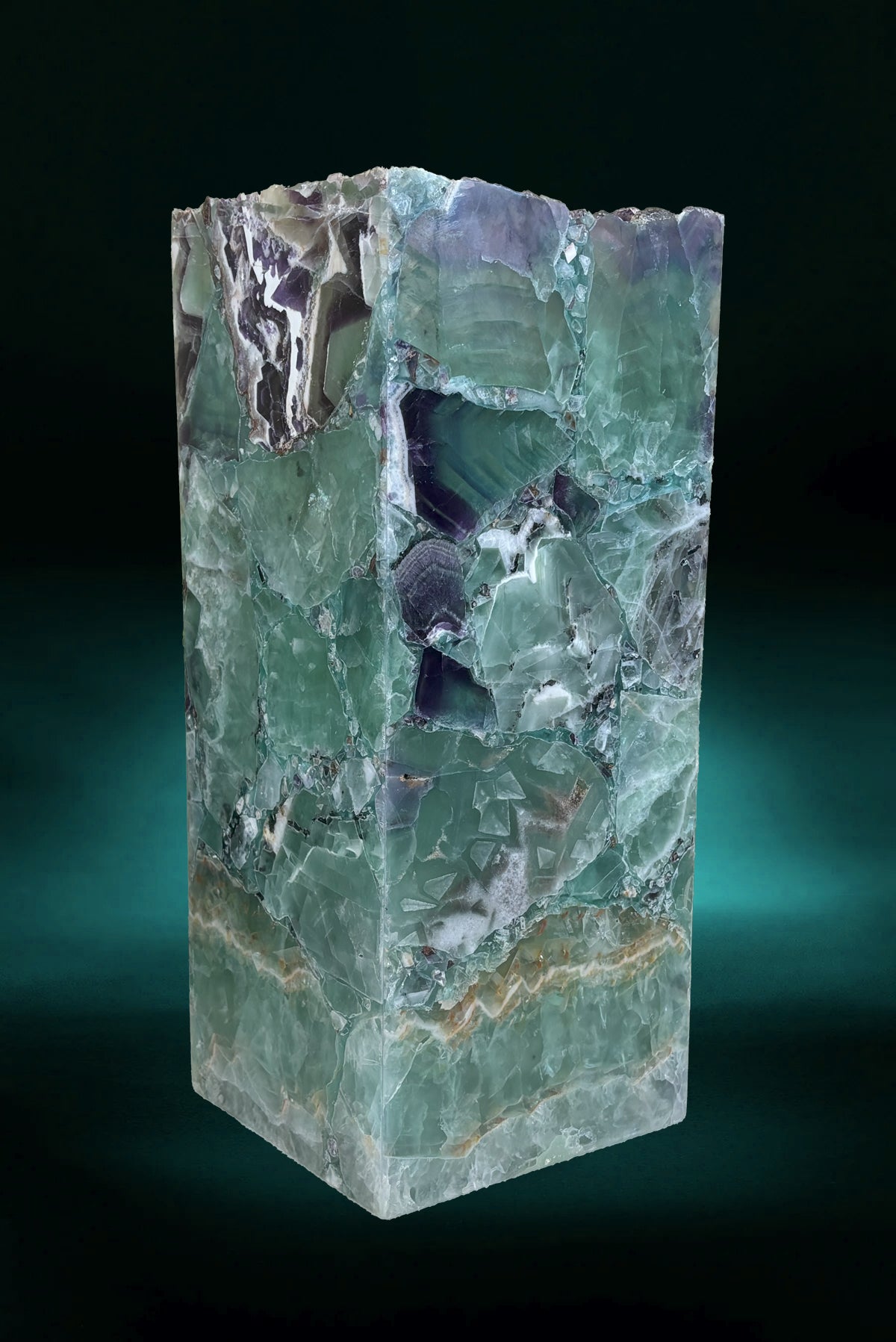 fluorite lamp turned off