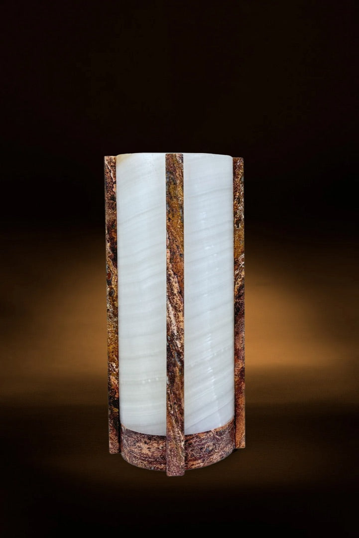 Glacier Onyx Table Lamp