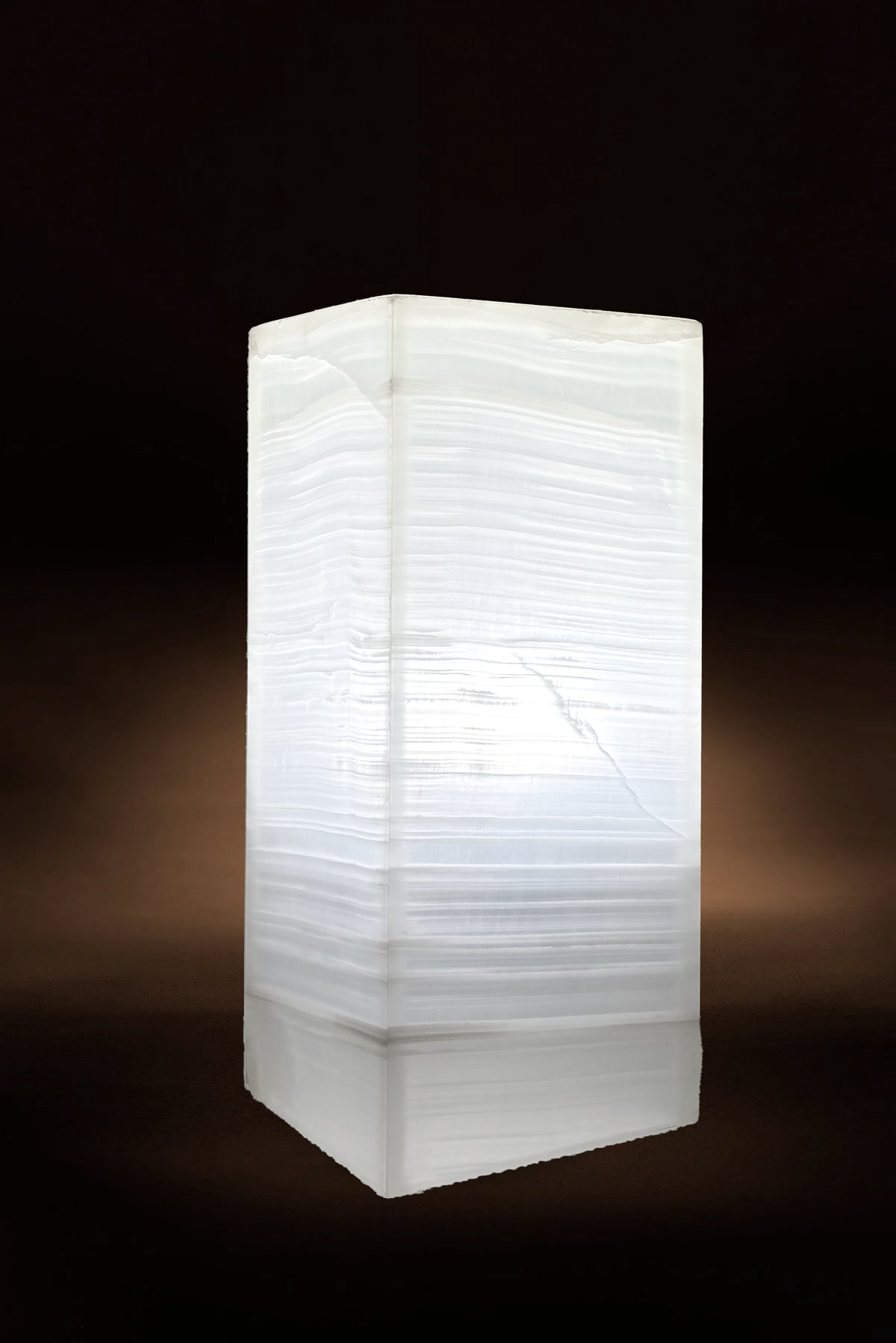 Glacier Onyx Table Lamp